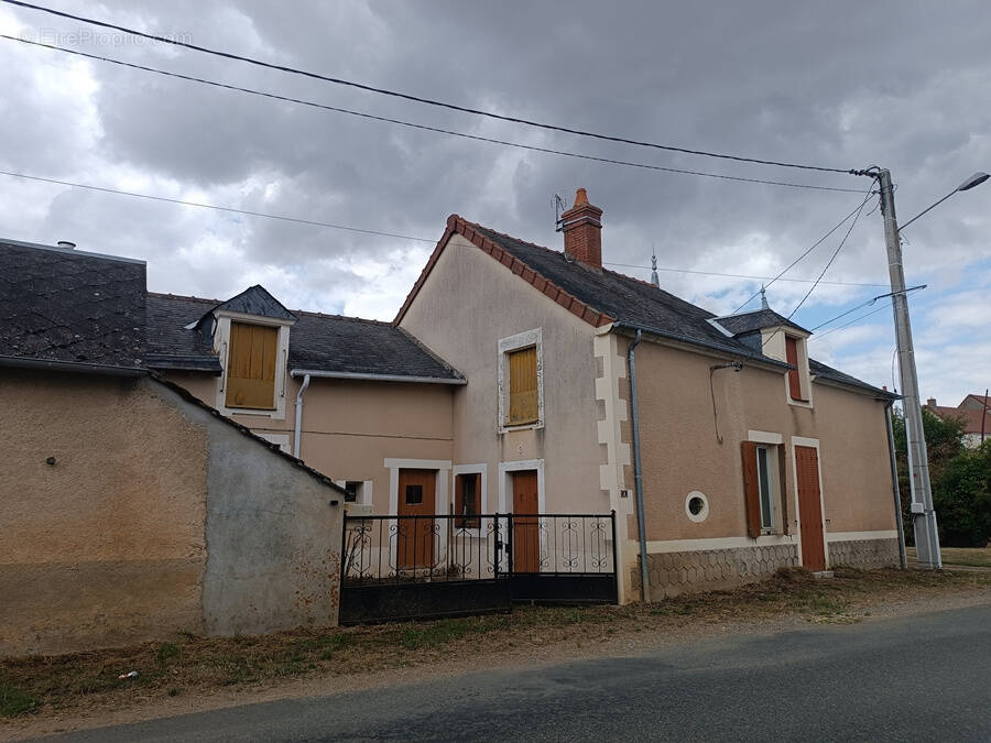 Maison à CORNUSSE