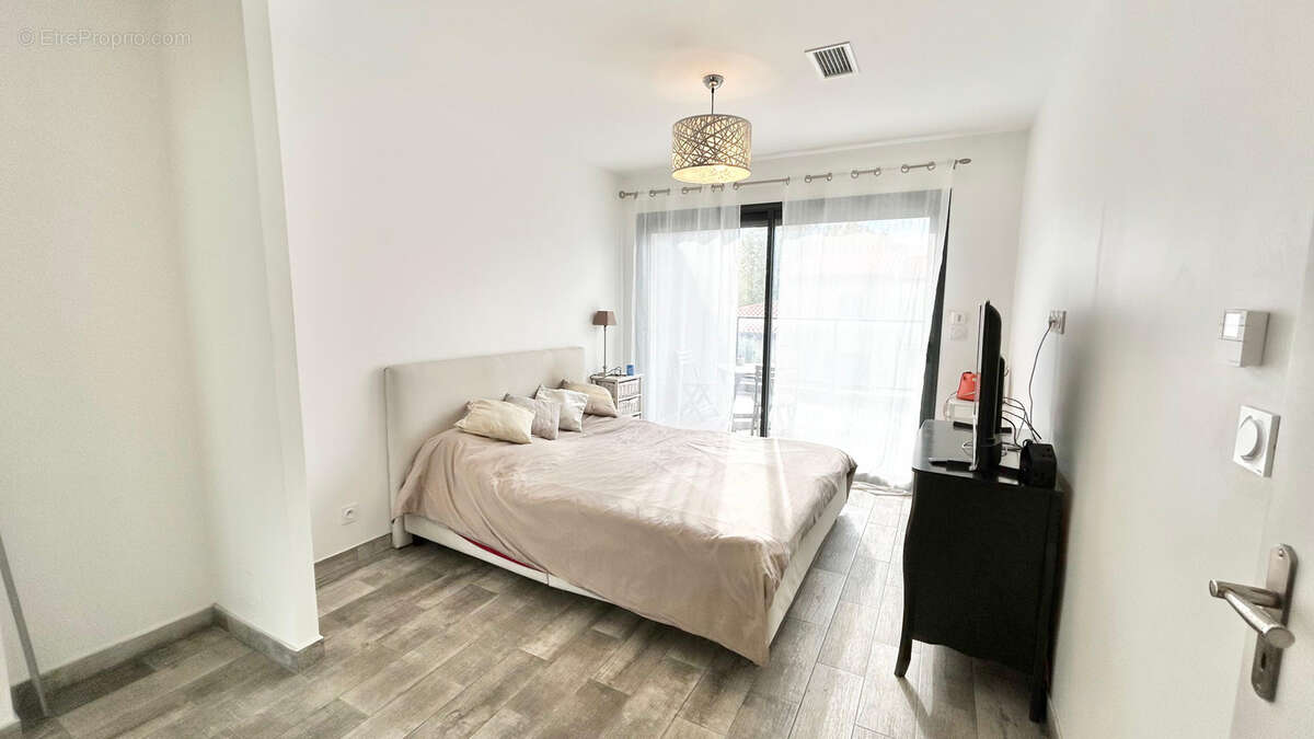 Maison à SAINT-ESTEVE