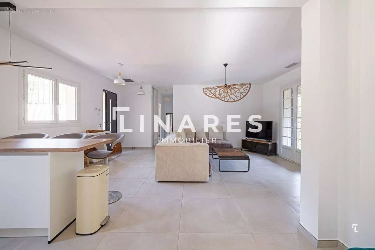 Maison à MARSEILLE-11E