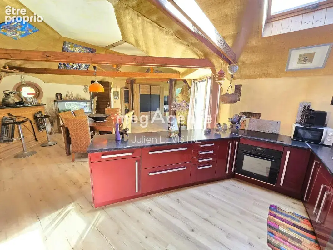 maison de 5 pièces de 106m² - photo 4