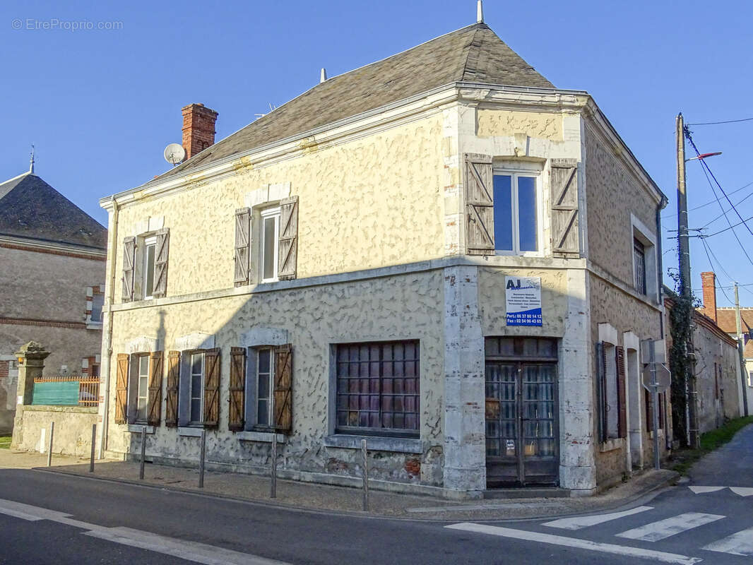 Maison à CHATRES-SUR-CHER