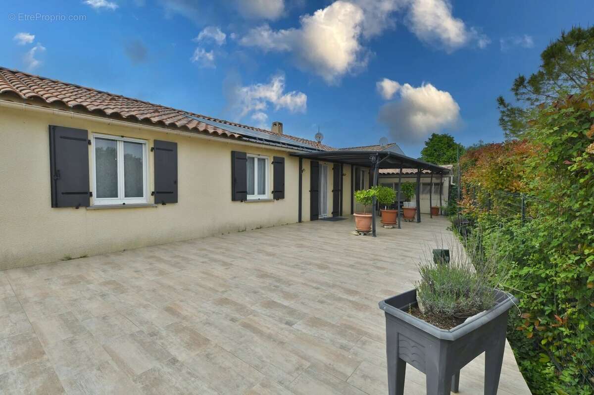 Maison à UZES