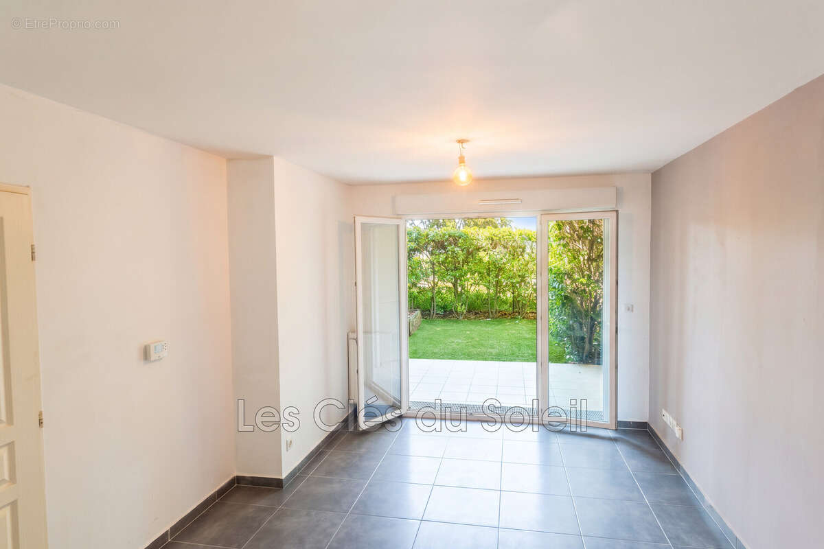 Appartement à LA VALETTE-DU-VAR