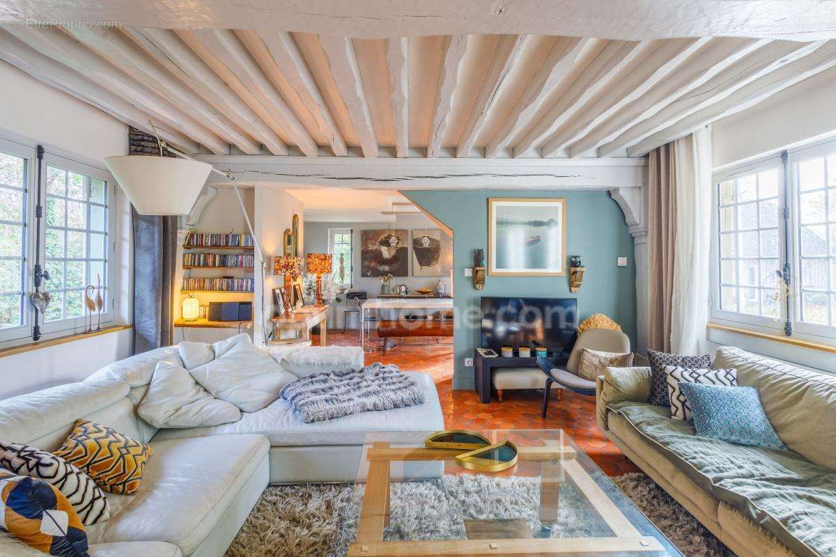 Aux portes de honfleur – ensemble immobilier avec 2 maisons normandes - dépendances - terrain 7 300 m² - photo 4