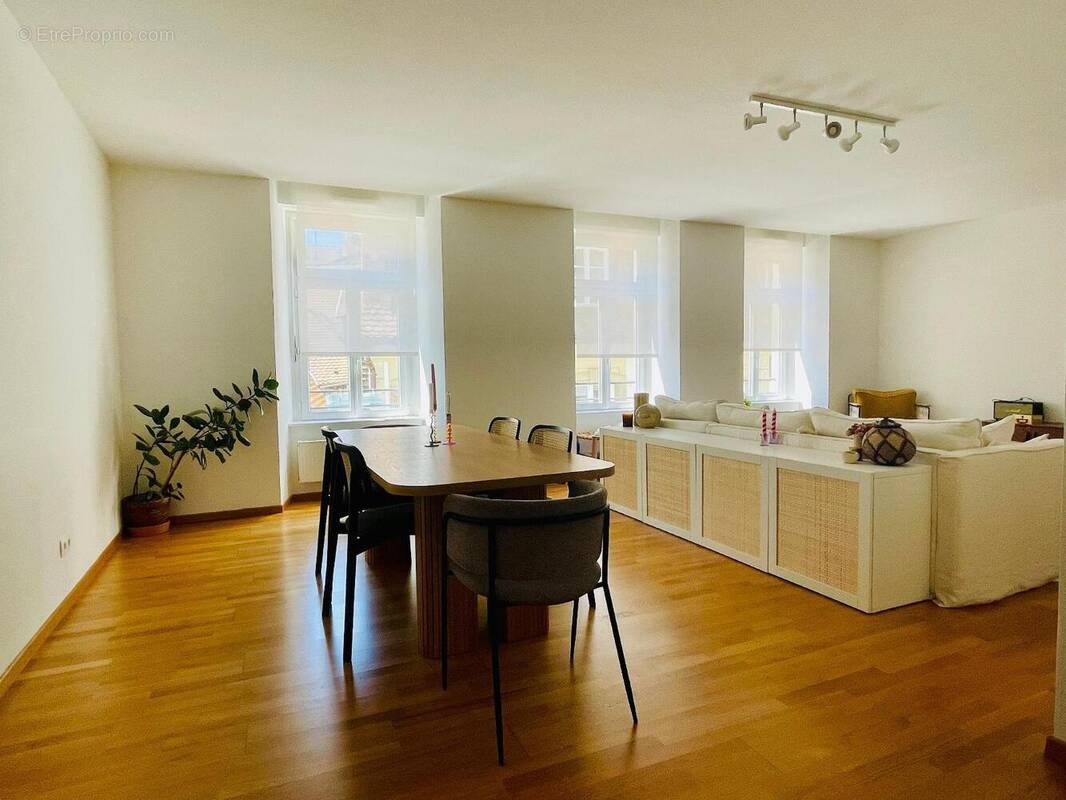   - Appartement à STRASBOURG