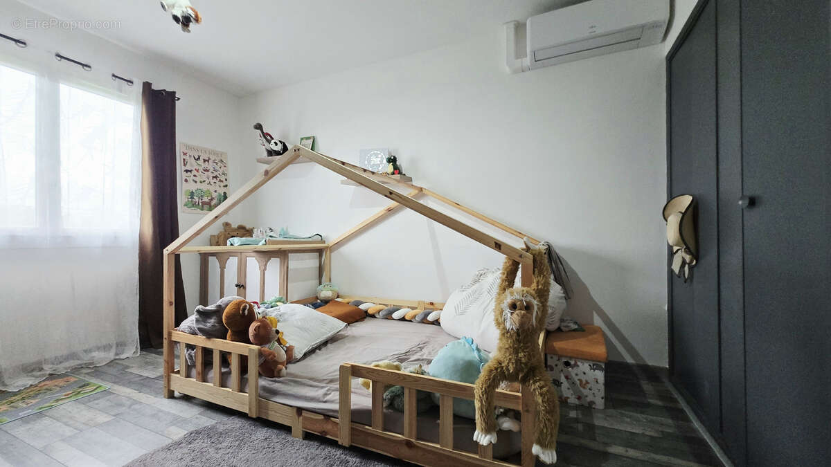 Maison à SAINT-EMILION