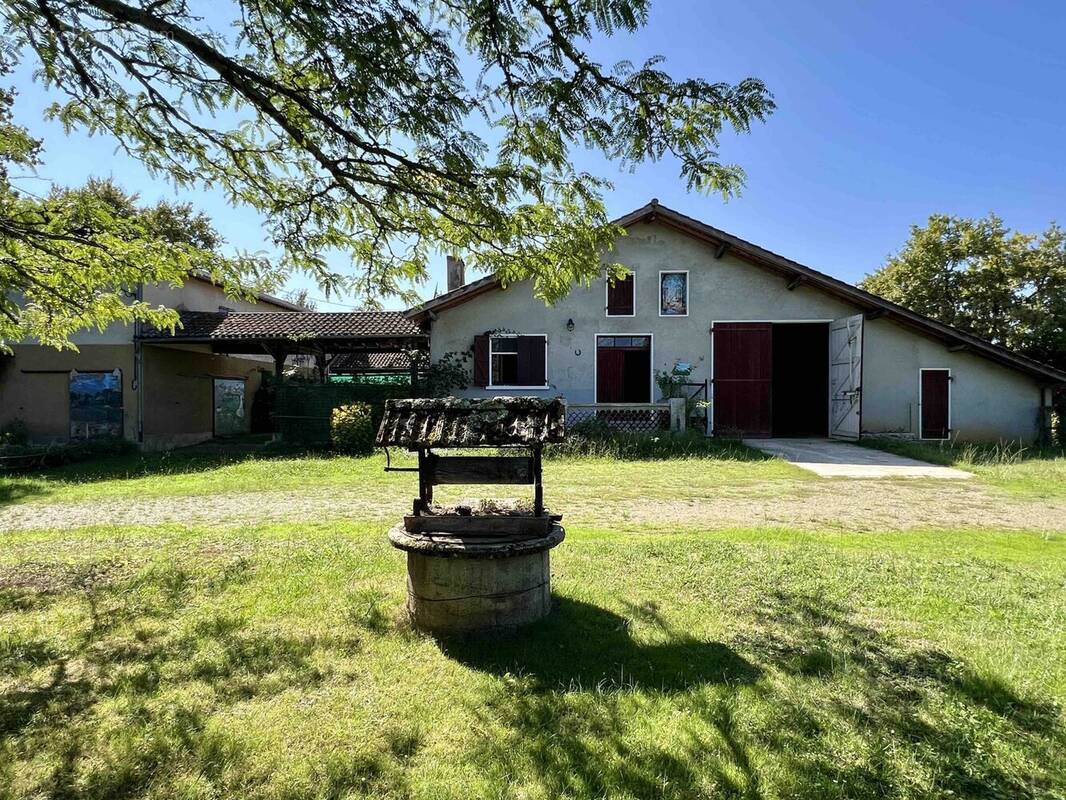 Facade - Maison à MORMES