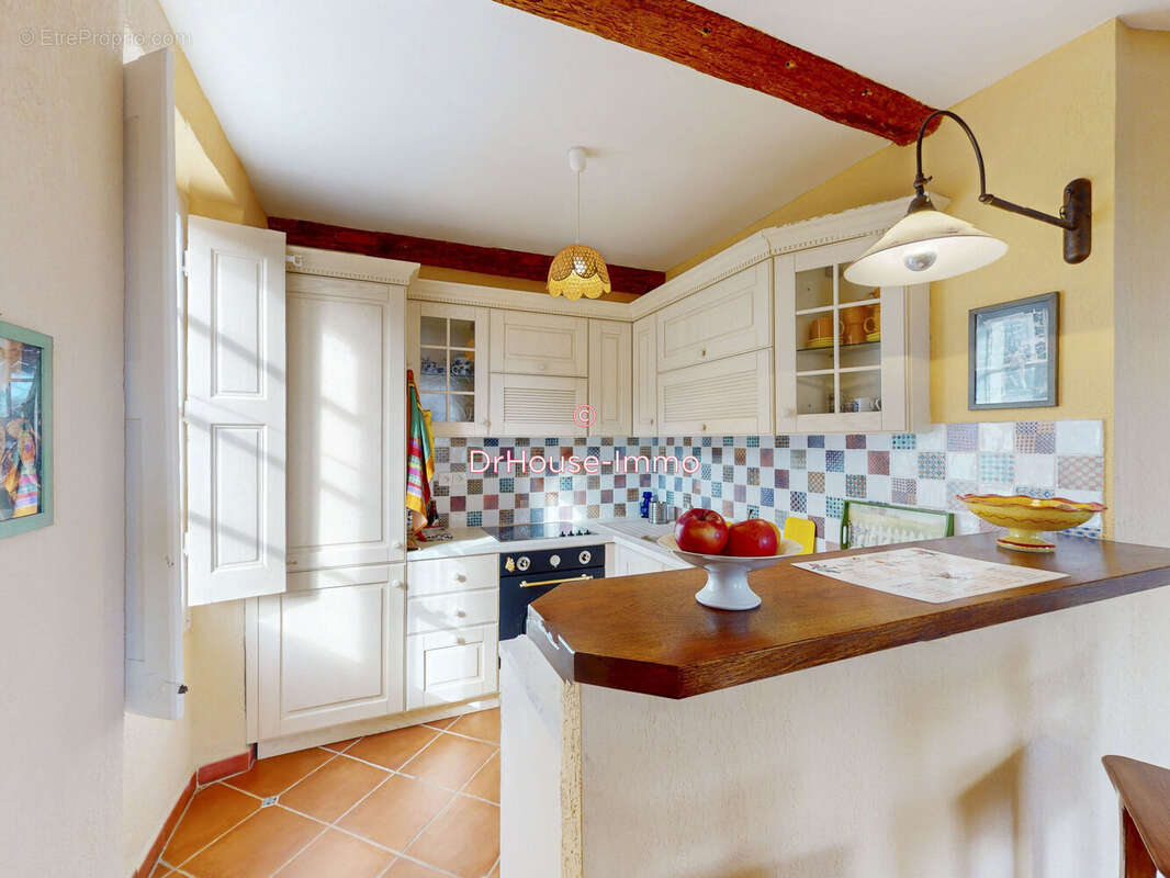 Maison à LA GARDE-FREINET