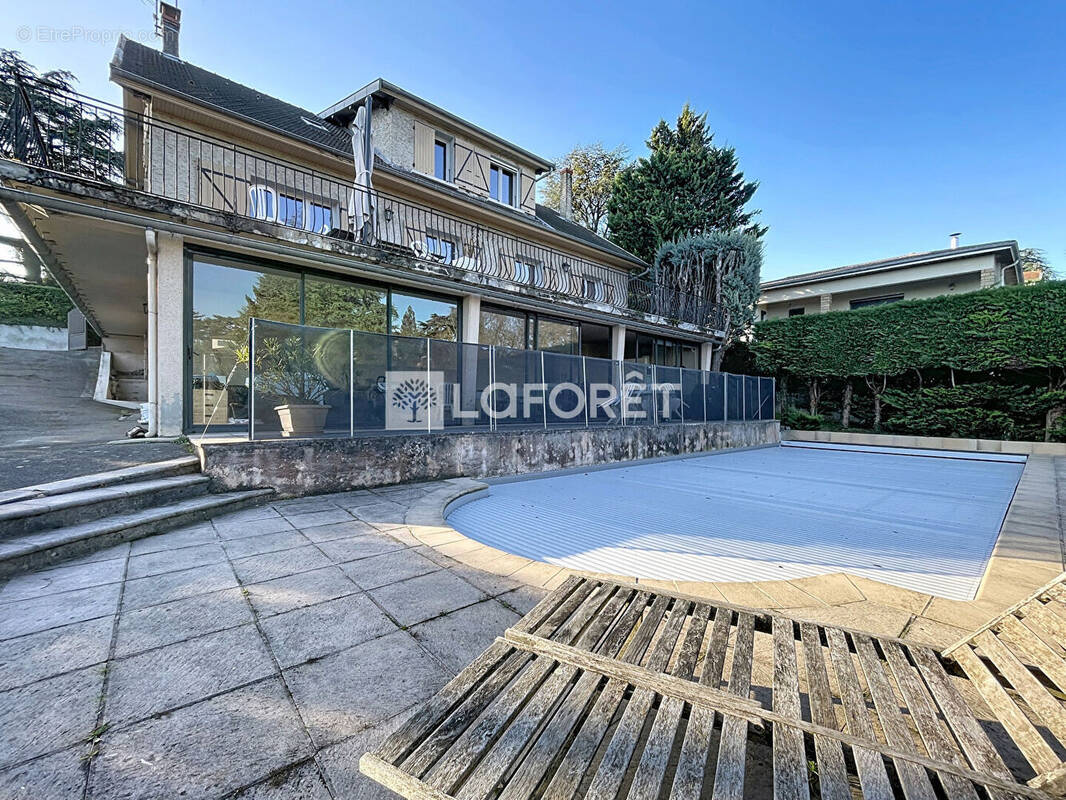 Maison à CALUIRE-ET-CUIRE