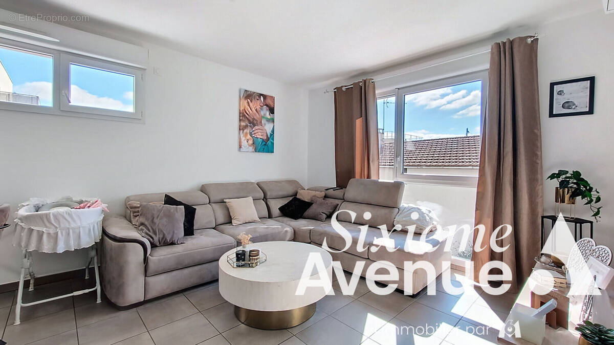 Appartement à VENISSIEUX