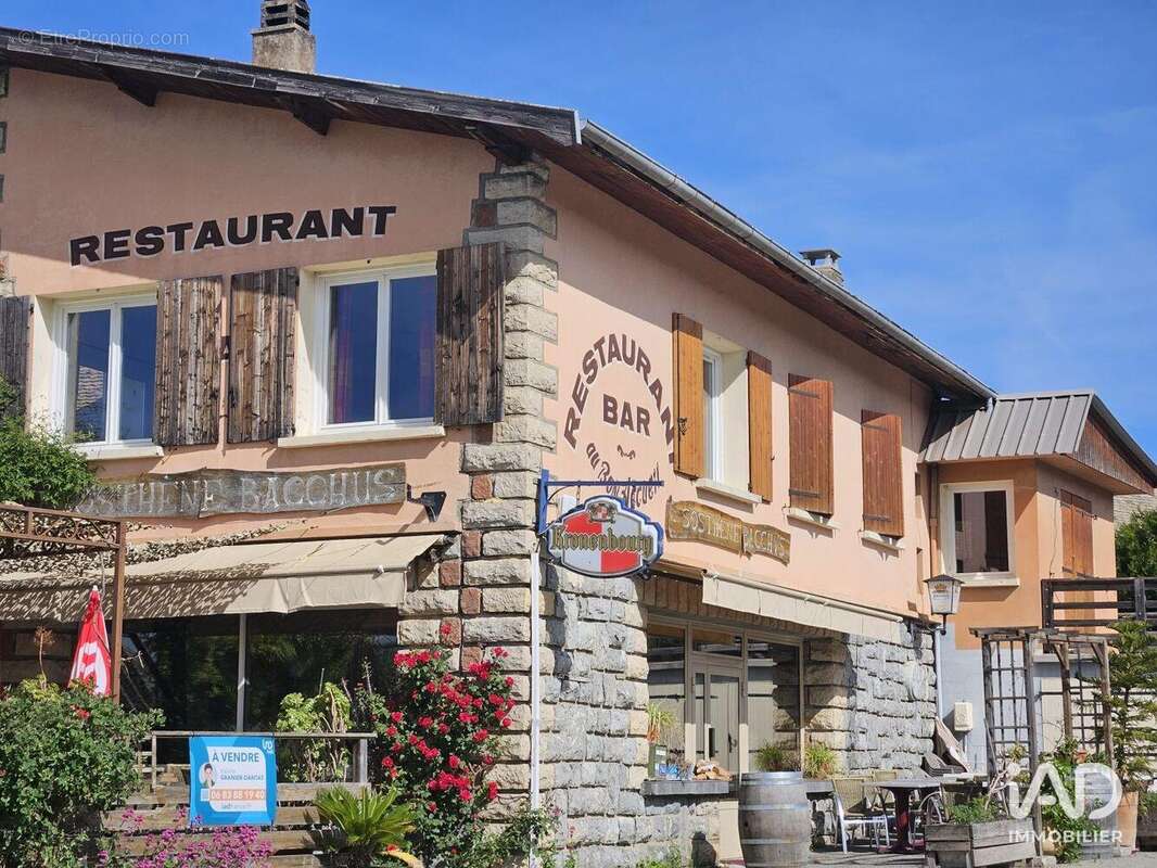 Photo 2 - Commerce à LE SAUZE-DU-LAC