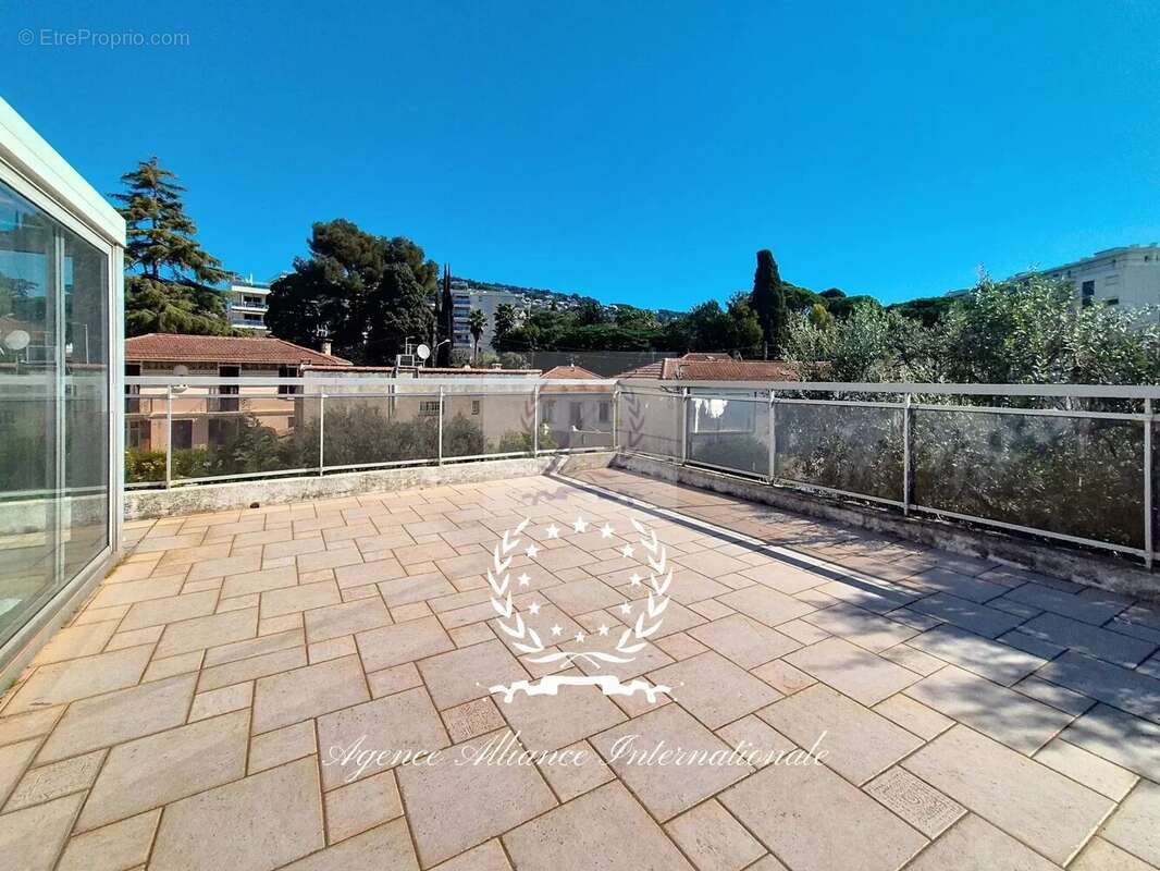 Appartement à CANNES