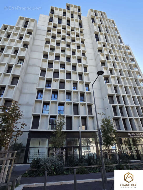Appartement à MARSEILLE-2E