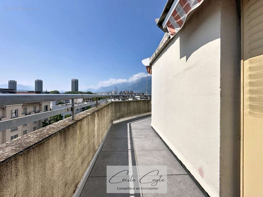 Grenoble Île Verte, 2 pièces de 52 m² avec balcon panoramique au dernier étage - photo 19