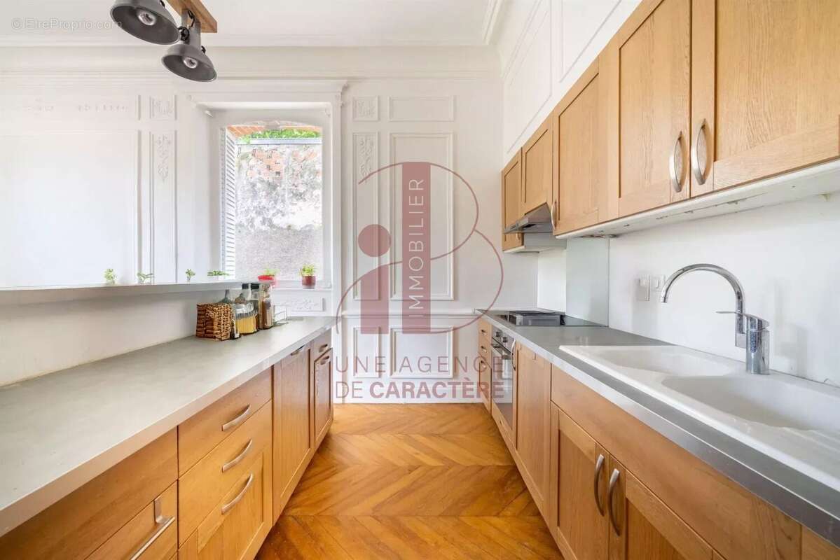 Maison à FONTAINEBLEAU