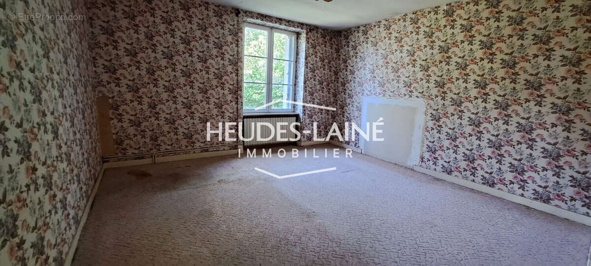 Maison + dépendances - LES LOGES MARCHIS - photo 9