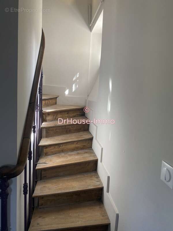 Appartement 157 m² à Aumeville-Lestre  - photo 25