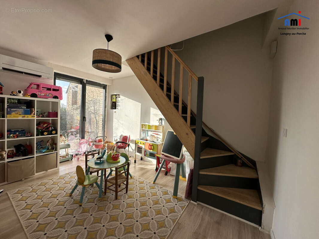 Maison à LONGNY-AU-PERCHE