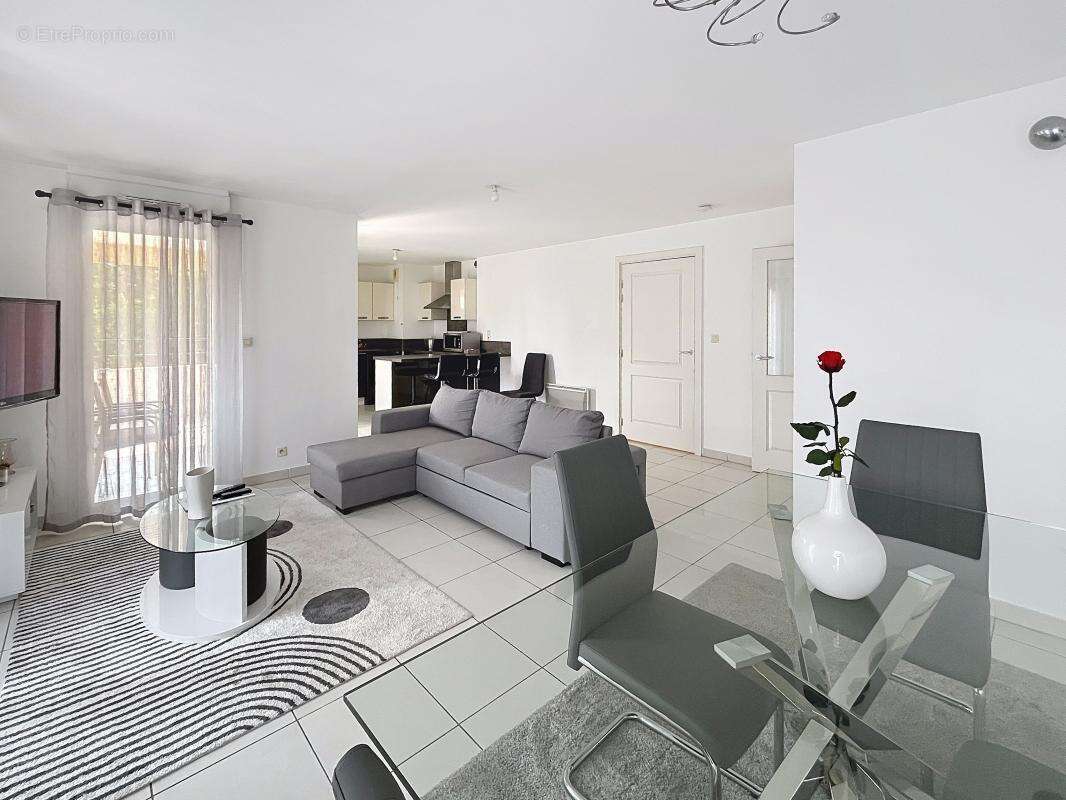 Appartement à FREJUS