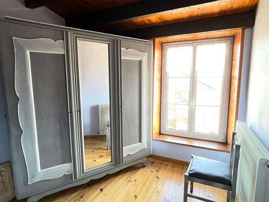 Maison à CONTREXEVILLE