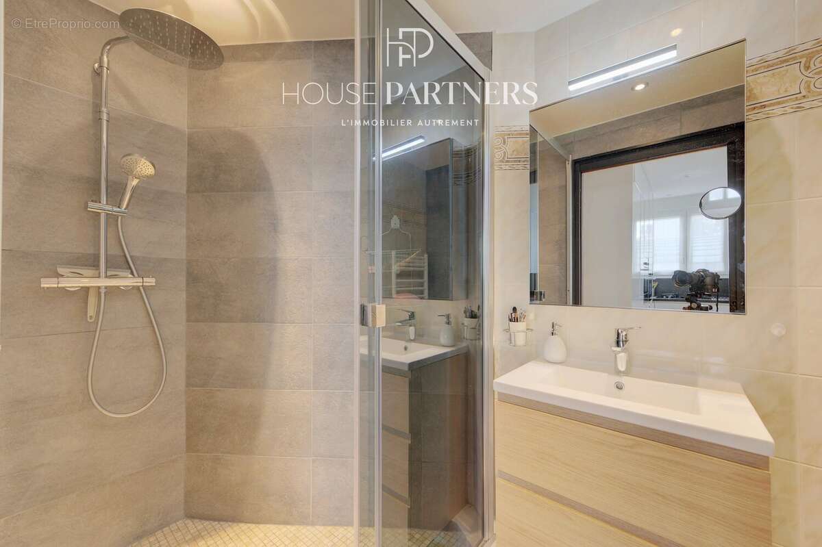 Appartement à RUEIL-MALMAISON