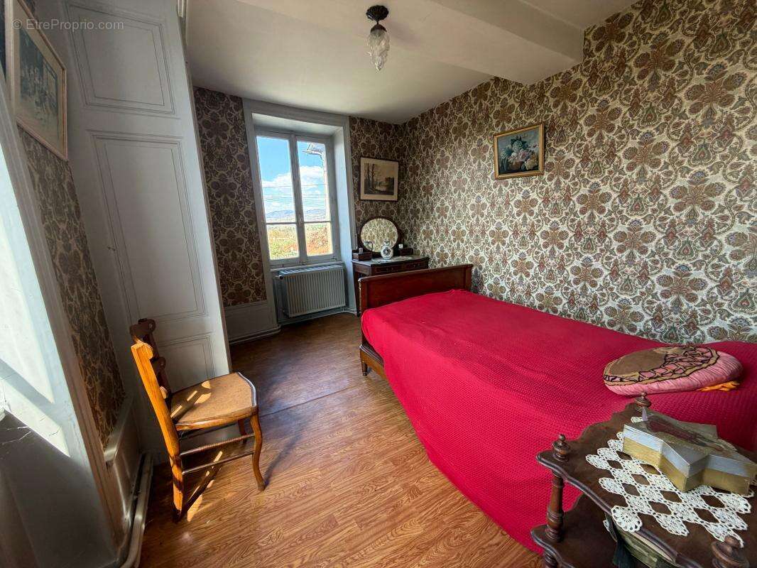 Maison à LEGNY