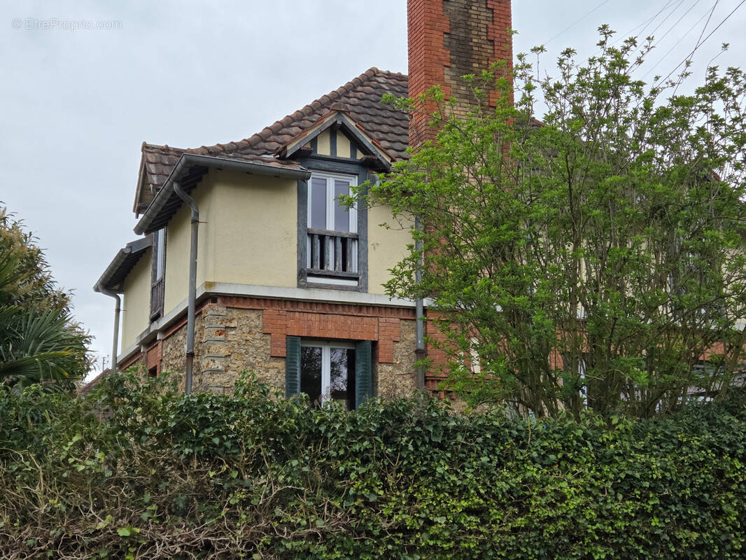 Maison à YERRES