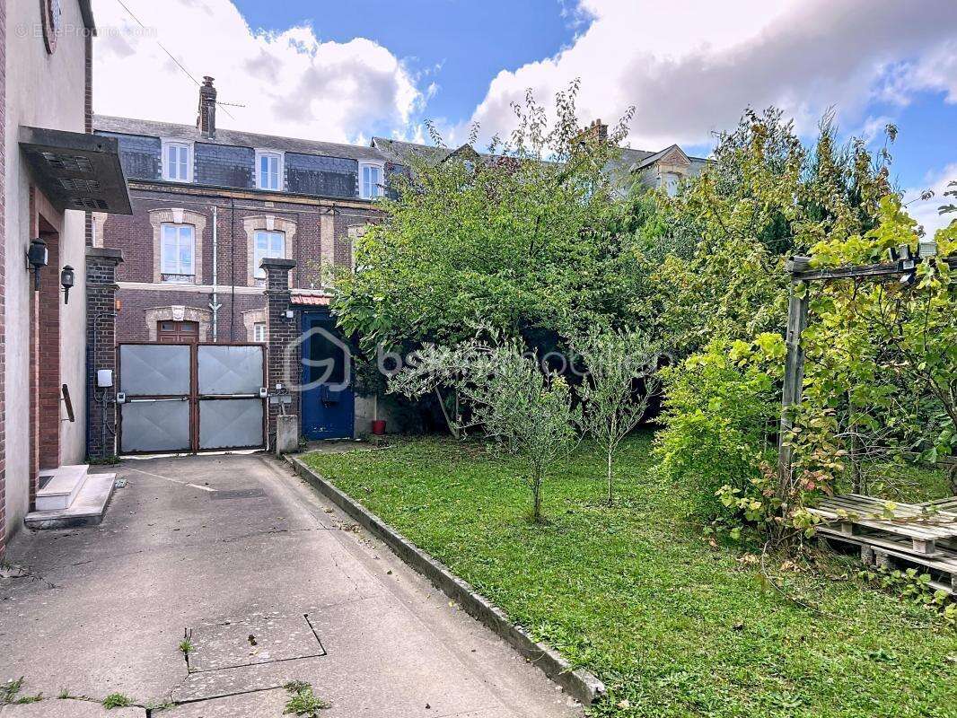 Maison à CAUDEBEC-LES-ELBEUF