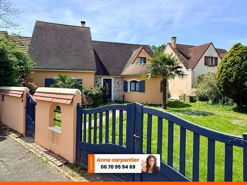 Maison à CRISENOY