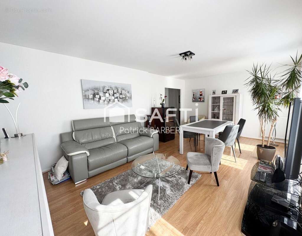 Photo 3 - Appartement à COURDIMANCHE