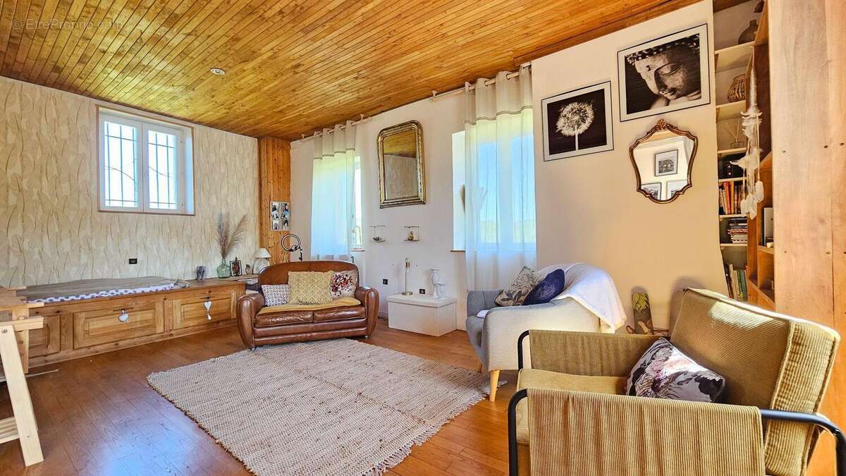 Maison à COARRAZE