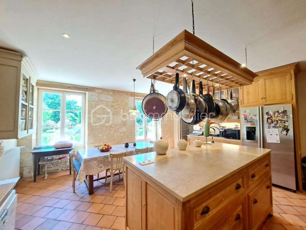 Vivre et rêver en Gascogne : élégante propriété avec gîtes et chambres d’hôtes - photo 9