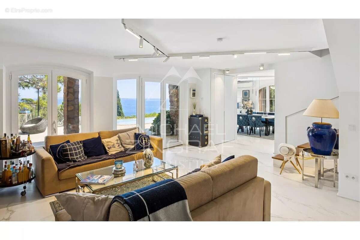 Proche Cannes - Théoule-Sur-Mer - Villa Domaine Pieds dans l'eau - photo 6
