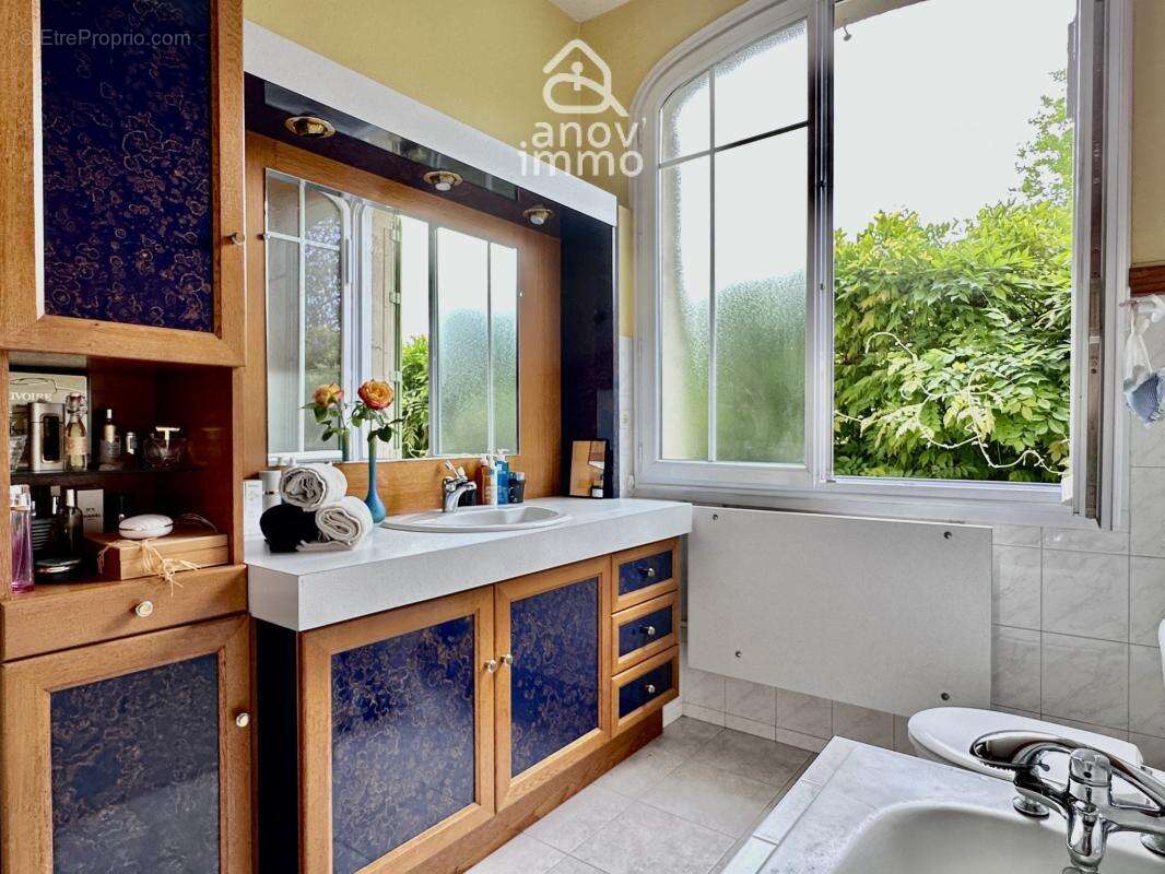 Maison de charme des années 30 à vendre L'Isle d'Espagnac - photo 15