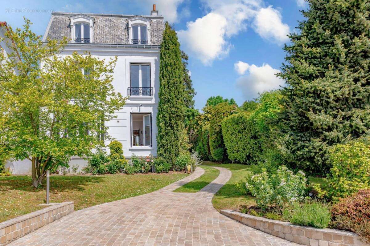 Maison à SAINT-CLOUD