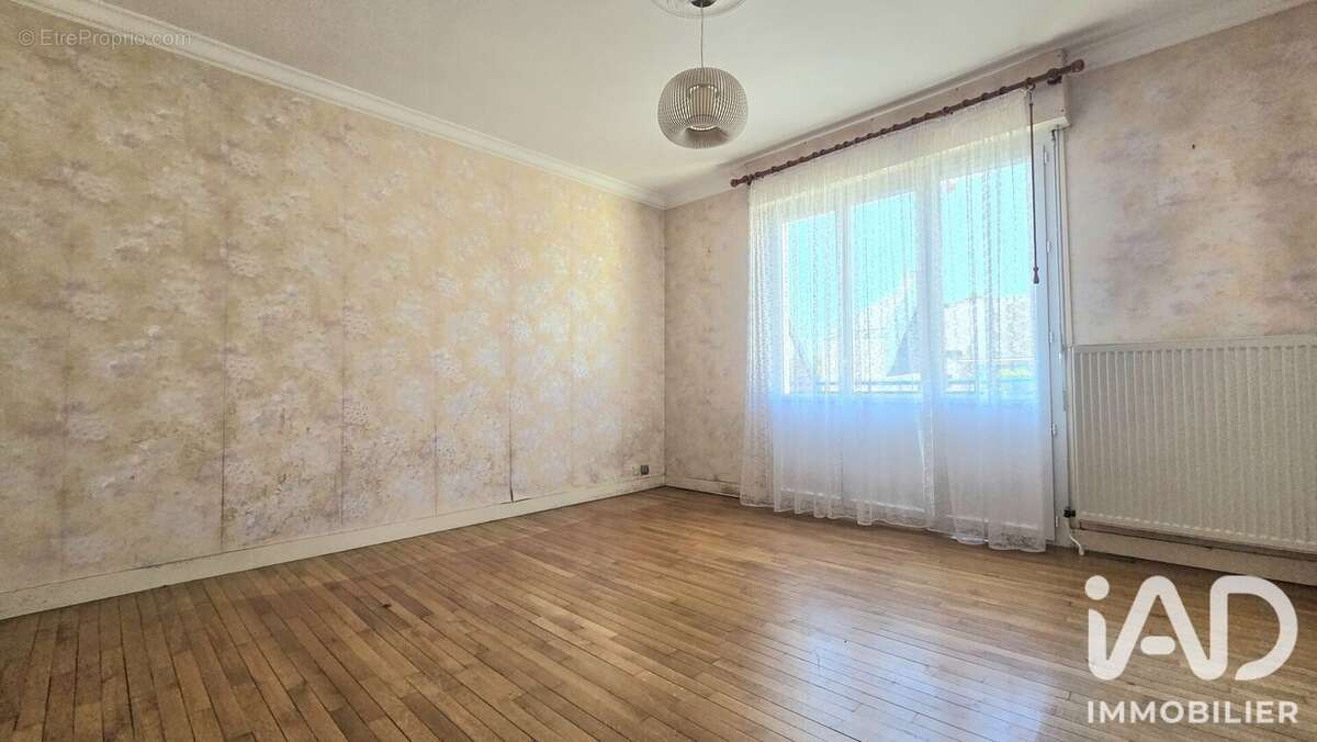 Maison 97 m² à Billiers  - photo 7