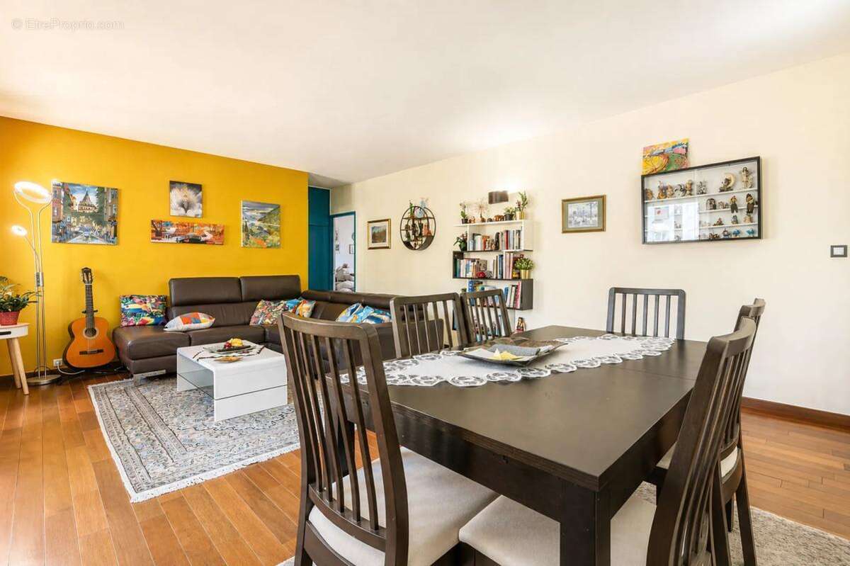 Appartement à NOGENT-SUR-MARNE