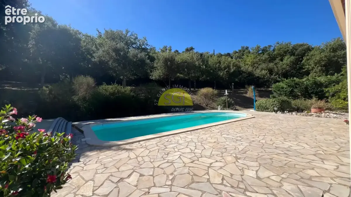 Belle villa climatisée de plain-pied avec piscine et garage sur 5 153 m² de terrain - photo 5