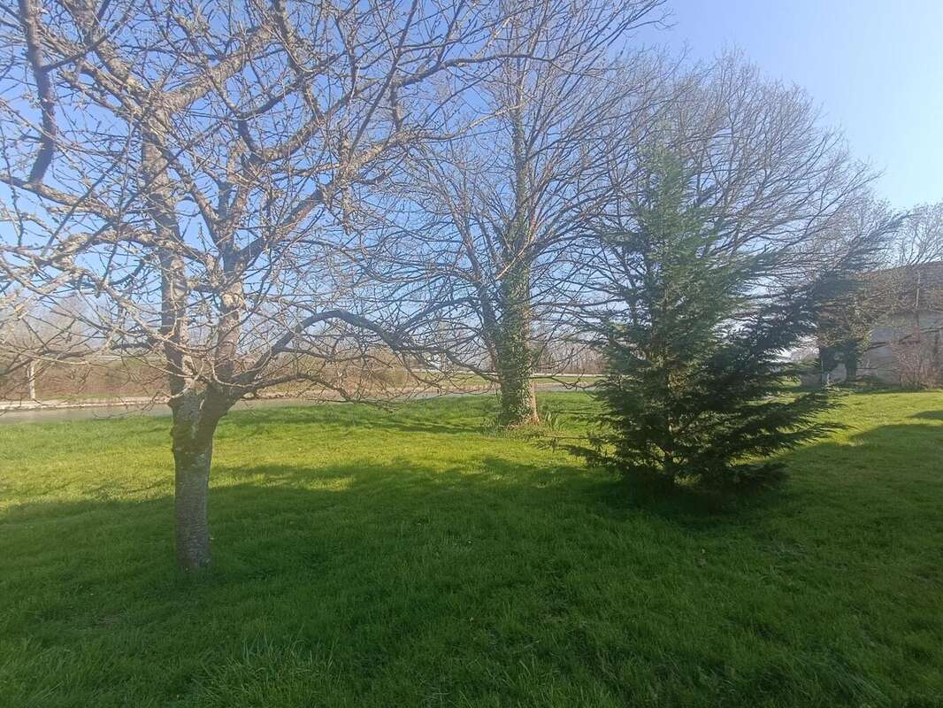 Photo 2 - Maison à LERE