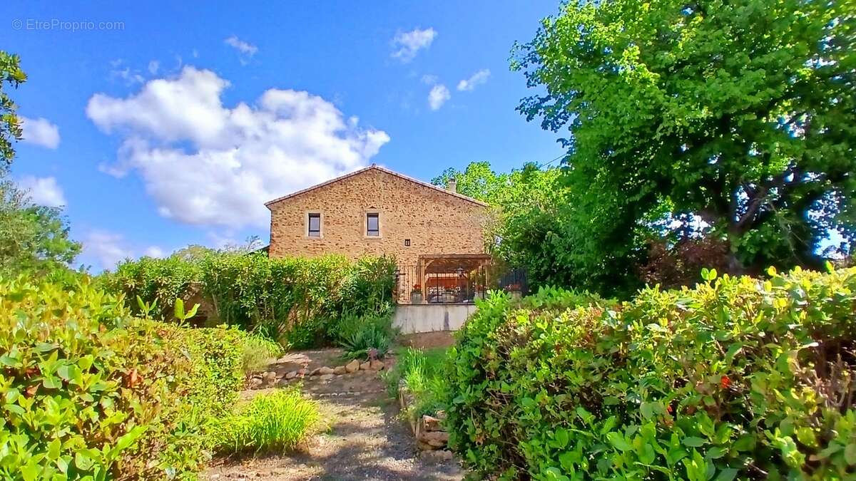 Maison à SAINT-CHINIAN