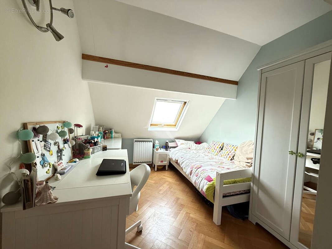 Maison à LE CHATELET-EN-BRIE