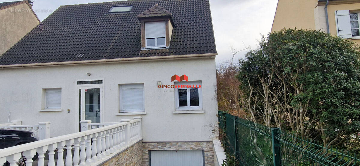 Maison à CONFLANS-SAINTE-HONORINE