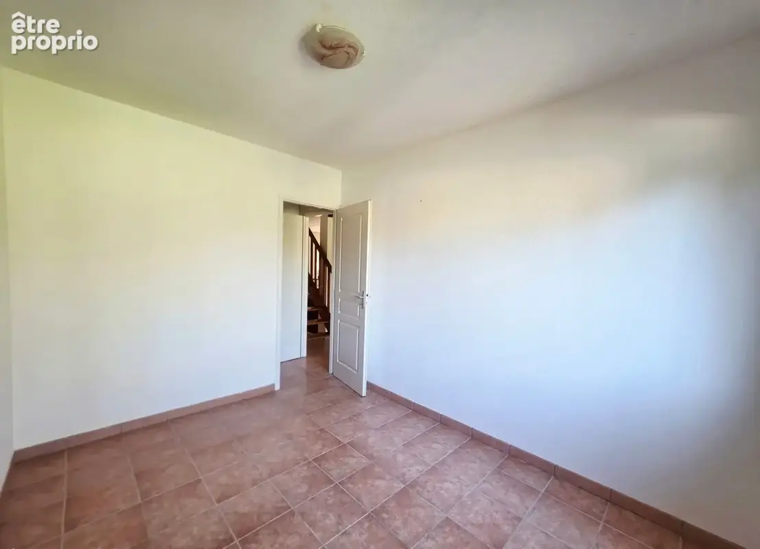 Maison 4 pièces 102 m² à vendre à Castelginest (31780) - photo 6