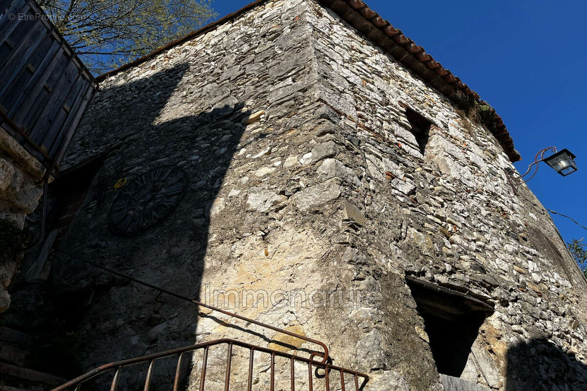 Maison à LAROQUE