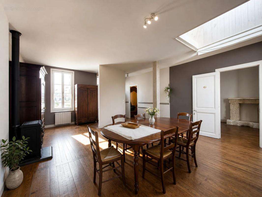 Maison de ville à rénover 3 pièces de 80 m2,  Cognac - photo 15