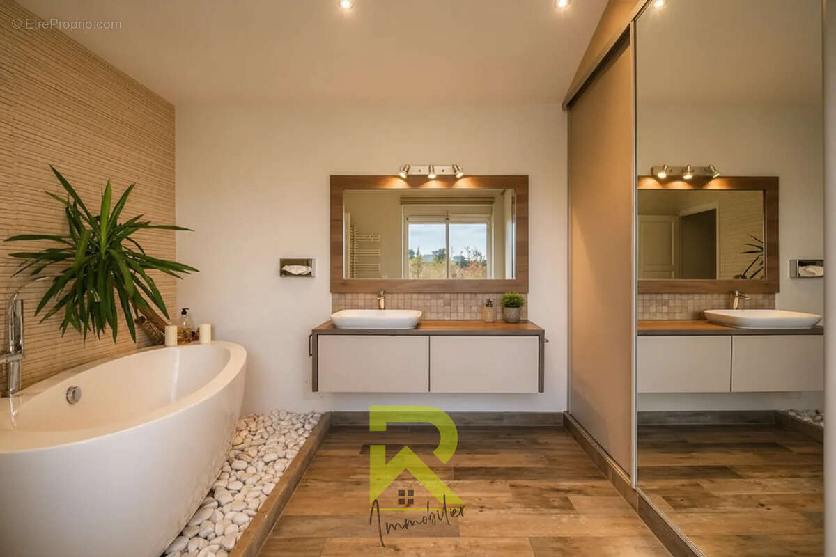 Teyran   aux portes de montpellier   villa de prestige  piscine chauffée   sans vis-à-vis - photo 8