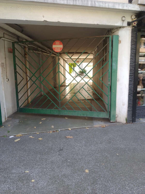 Parking à NICE
