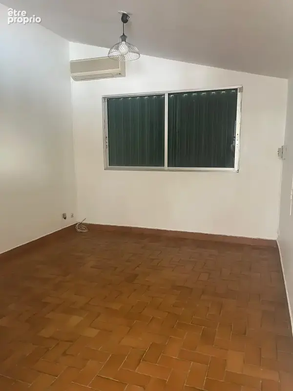 Maison individuelle T6 avec dépendances   La Jaille, Baie-Mahault (97122) - photo 5