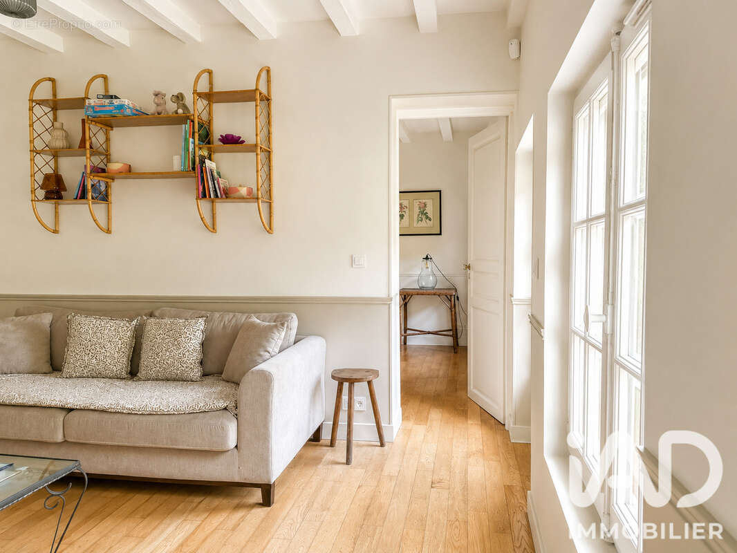 Maison 114 m² à Fatouville-Grestain  - photo 8