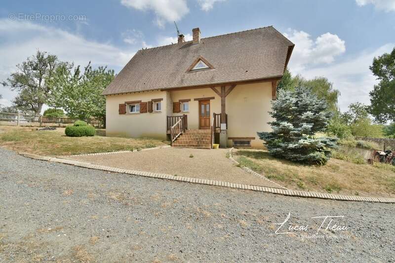 Maison familiale de 165 m² – 7 chambres – Terrain de 1 926 m² – Proche A13 - photo 5